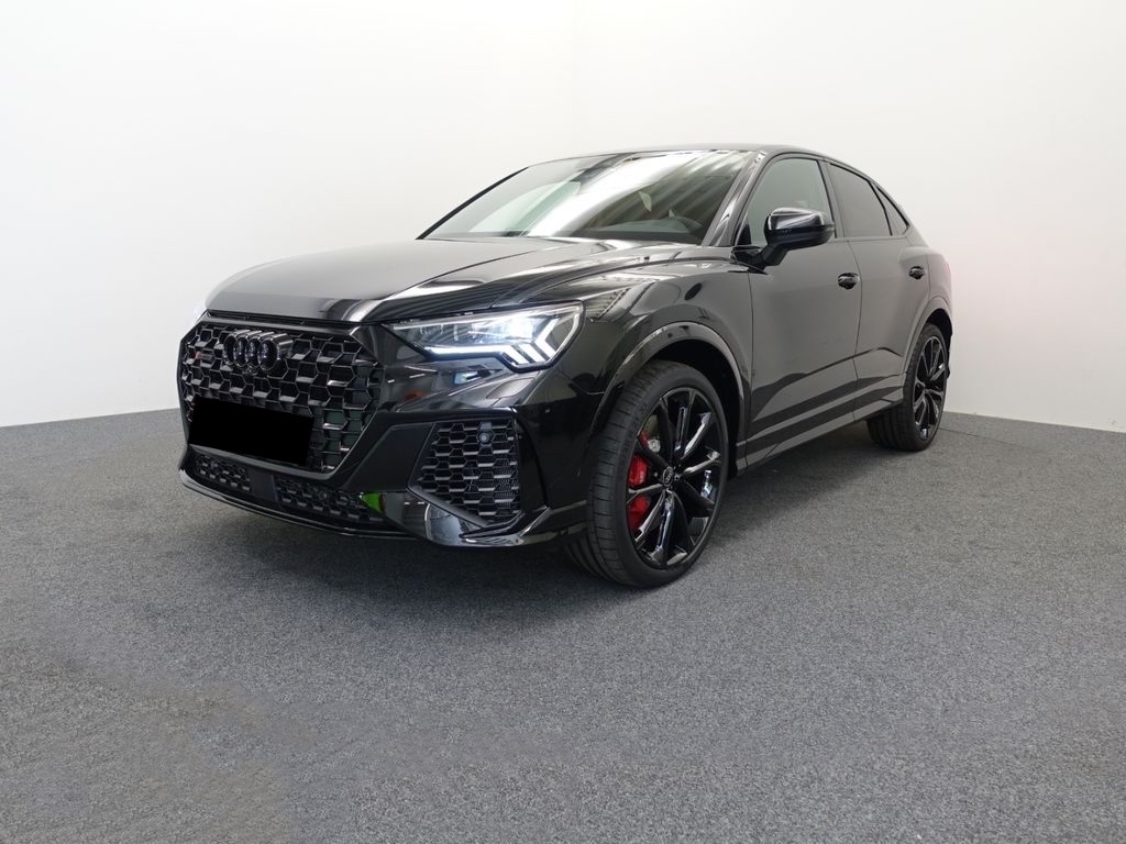 AUDI RS Q3 Sportback TFSI quattro | předváděcí auto | skladem | super cena | max výbava | černá metalíza | online prodej | online nákup | autoibuy.com